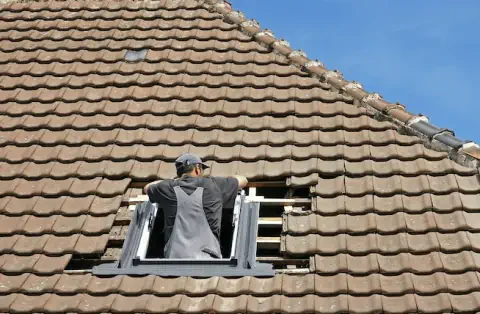 Pose de velux à Montroy
